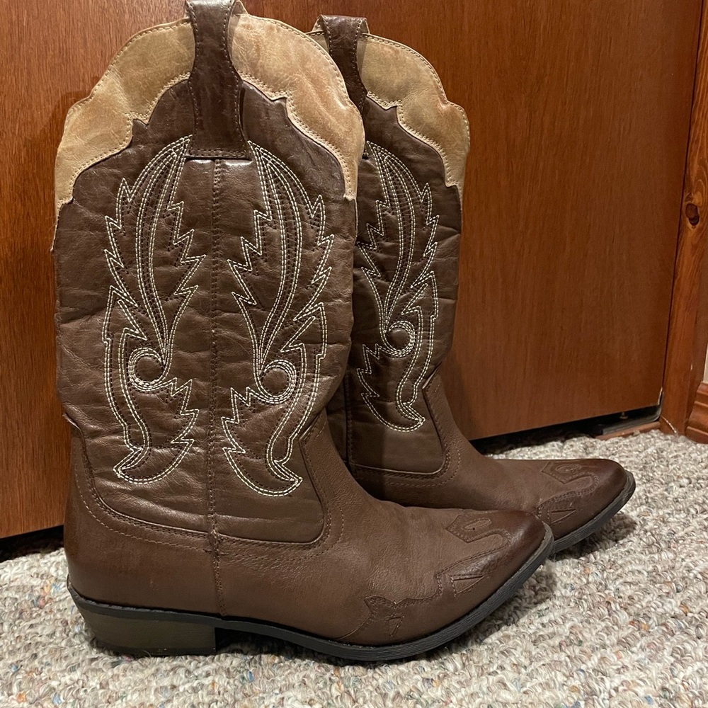 Coconuts by Matisse Cowgirl/Cowboy Boots
